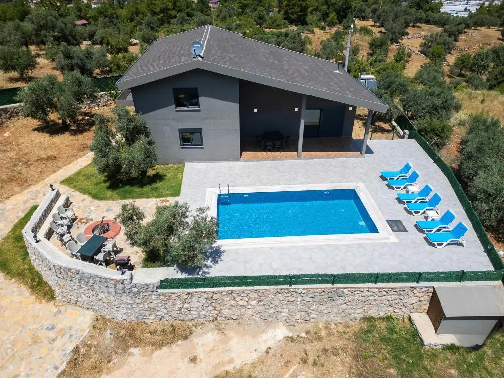 Home in Bozyer